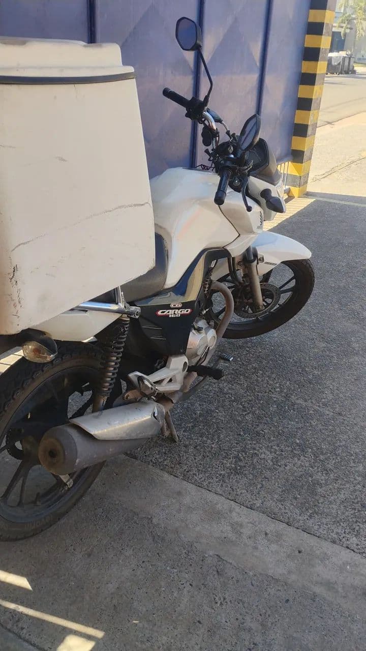 Moto 12