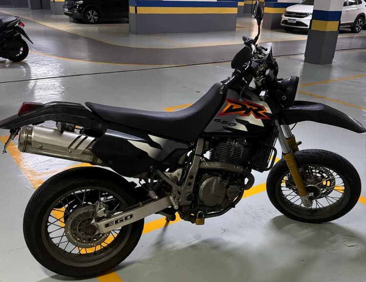 Suzuki 650DR 