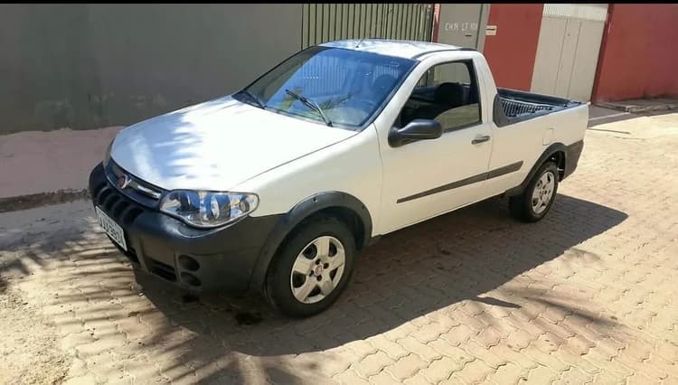 Fiat Strada 1.4 MPI Fire Flex 8V CS 2011