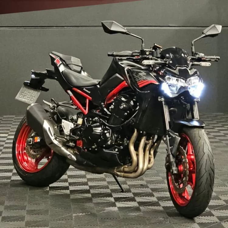 Z 900