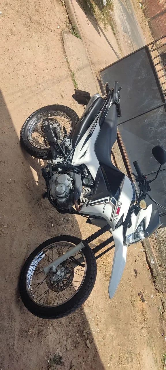 Vende-se Bros 2022 17.000