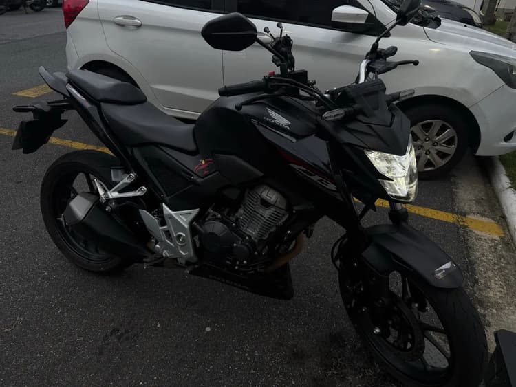 CB300f 