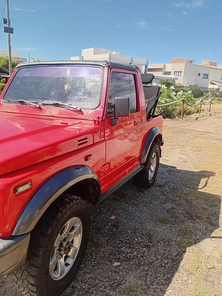 Suzuki Samurai JX Canvas 1.3 1993