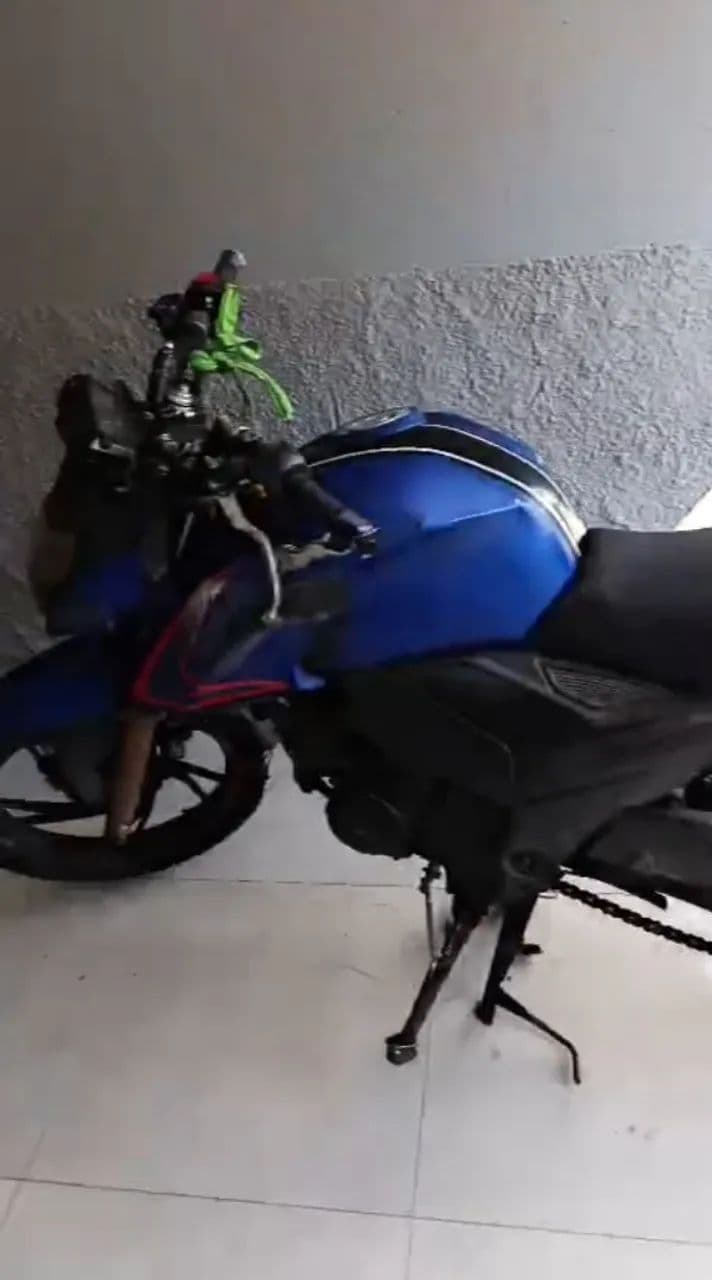 Dafra apache rtr 200 
