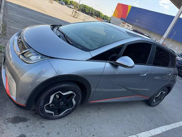 BYD Dolphin EV (Elétrico) 2026