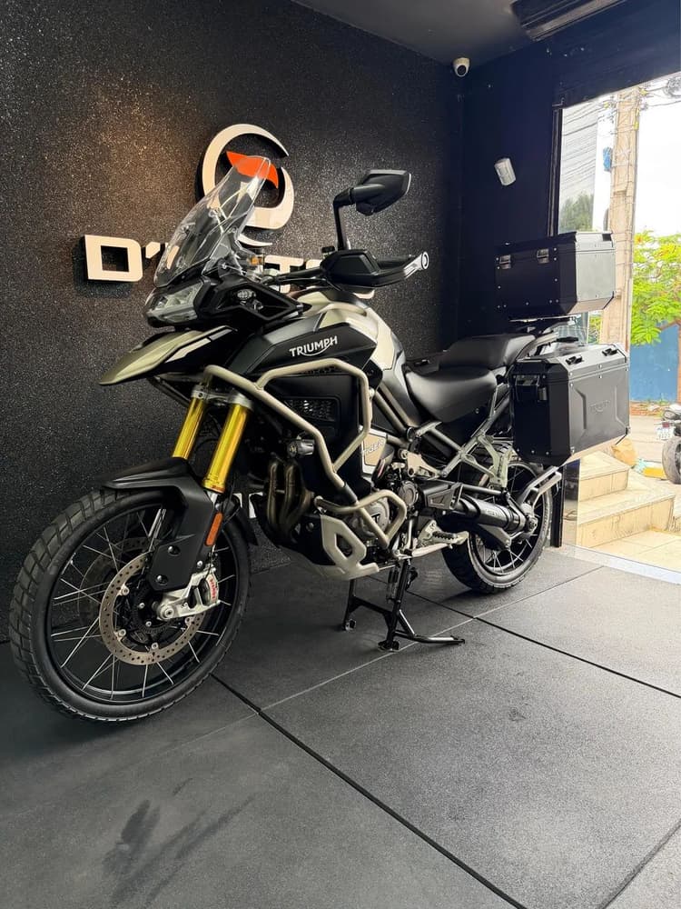 TRIUMPH TIGER 1200 RALLY EXPLORER 