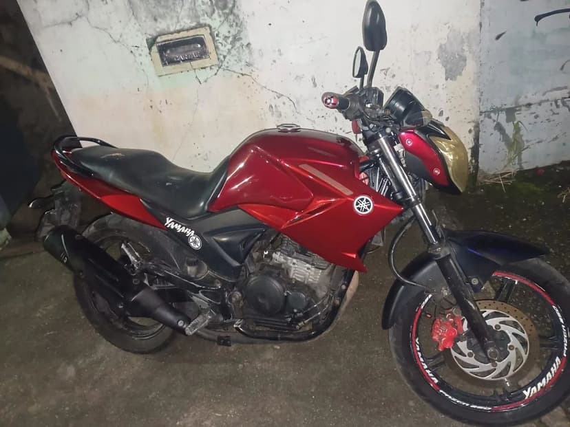Fazer 250
