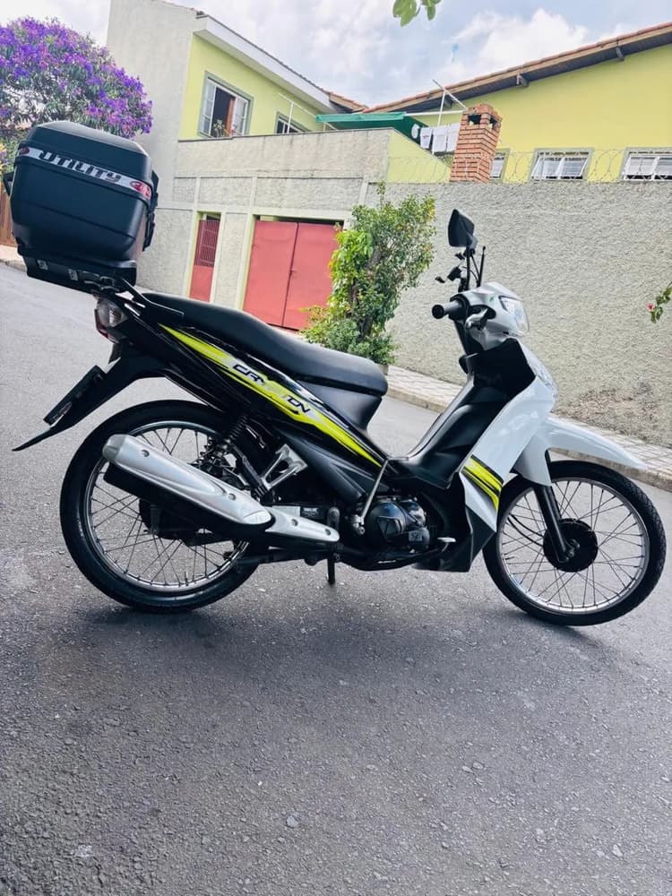 Yamaha crypton 2016 