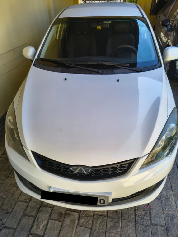 Chery Celer Hatch 1.5 16V Flex 5P 2015
