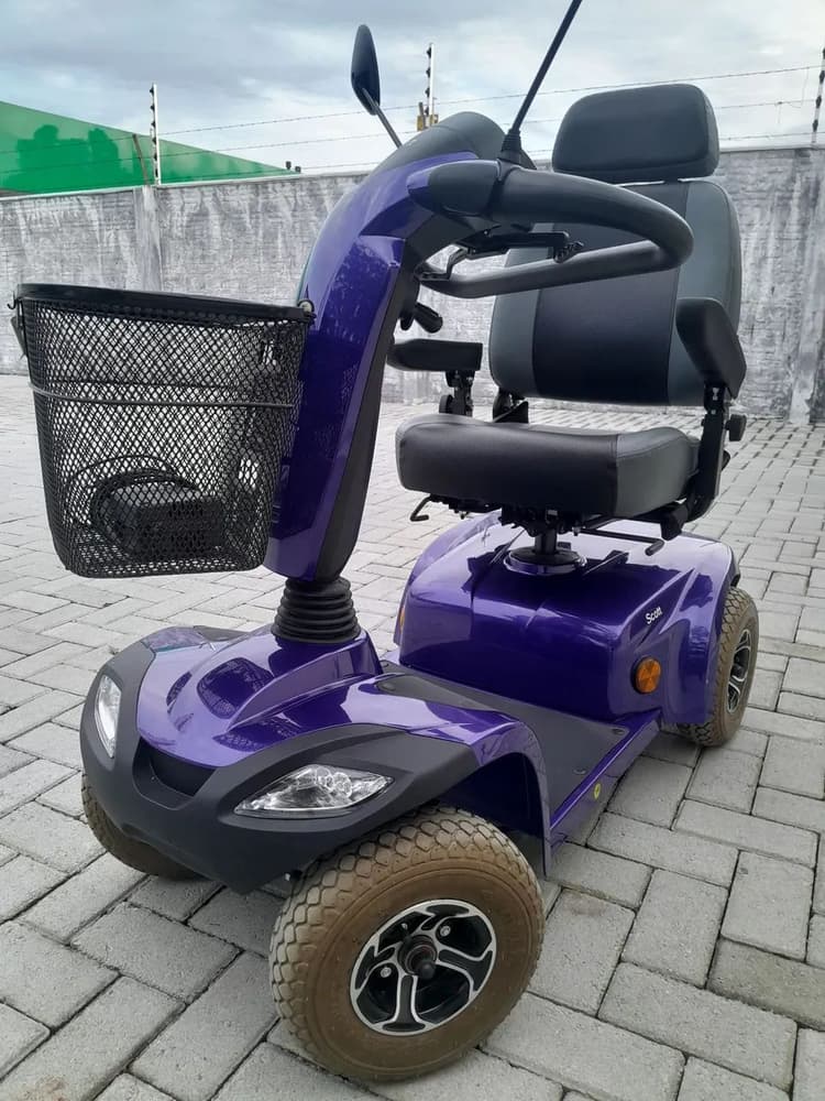 Moto elétrica quadricículo 