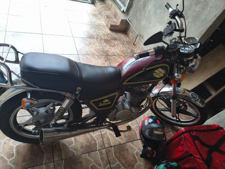MOTO BARATA 