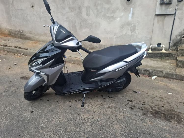 Vendo moto a Elite 