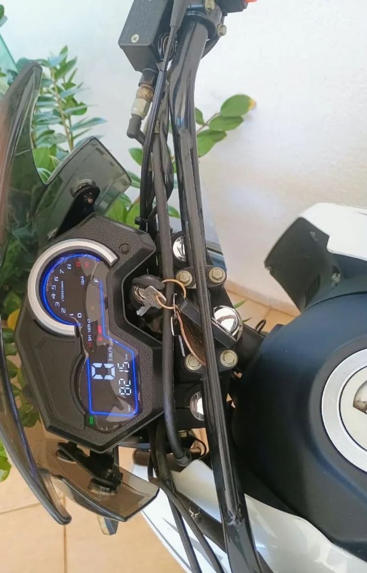 SHINERAY SHI 175 2024 - APENAS 8.300 KM - BRANCA