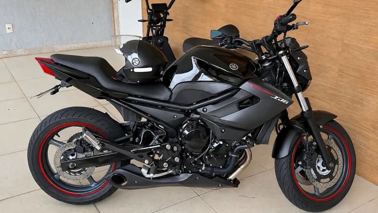 Xj6 muito nova 