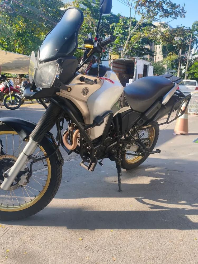 Tenere XTZ 250  