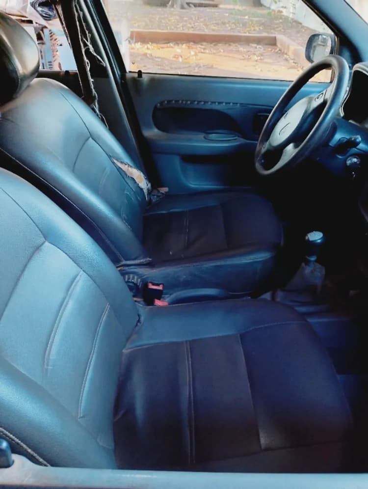 Renault Clio RN/ Expression 1.0 5P 2001