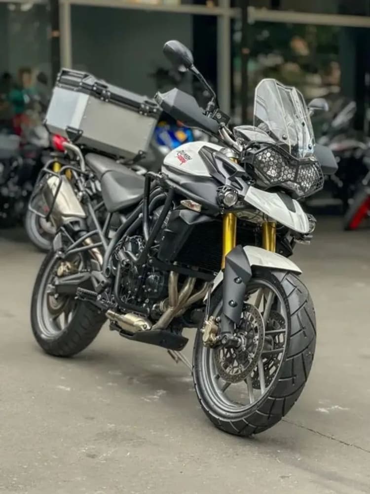 TIGER 800 2014
