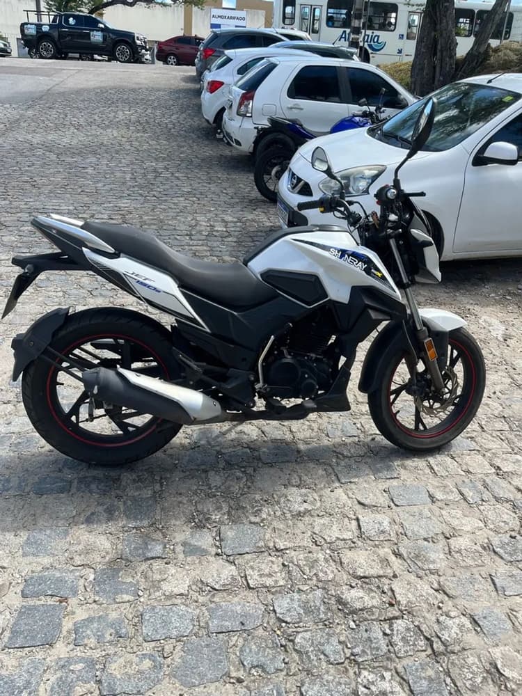 Jef 150s, único dono.