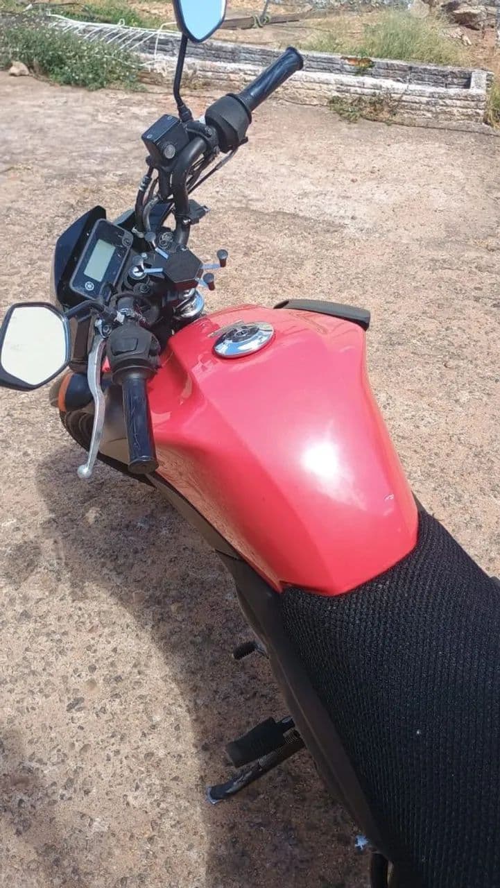 Vende-se Yamaha Factor 125i ED 