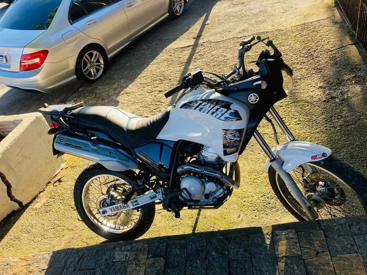 Moto Ténéré 
