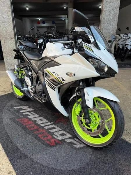 YAMAHA R3 2018. IMPECAVEL.