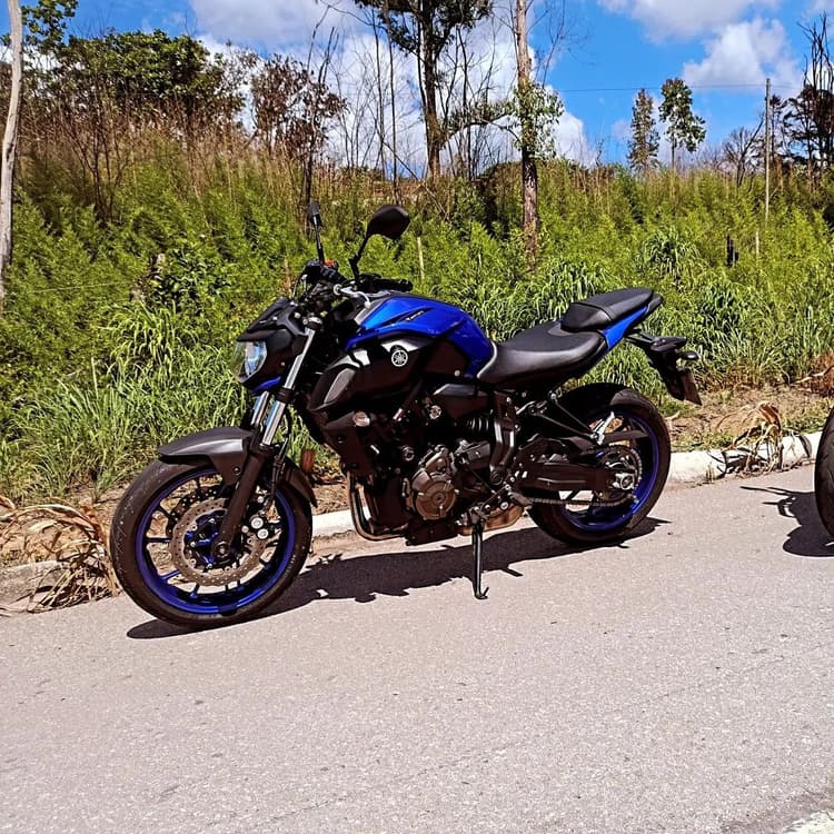 Vendo mt 07 impecável 