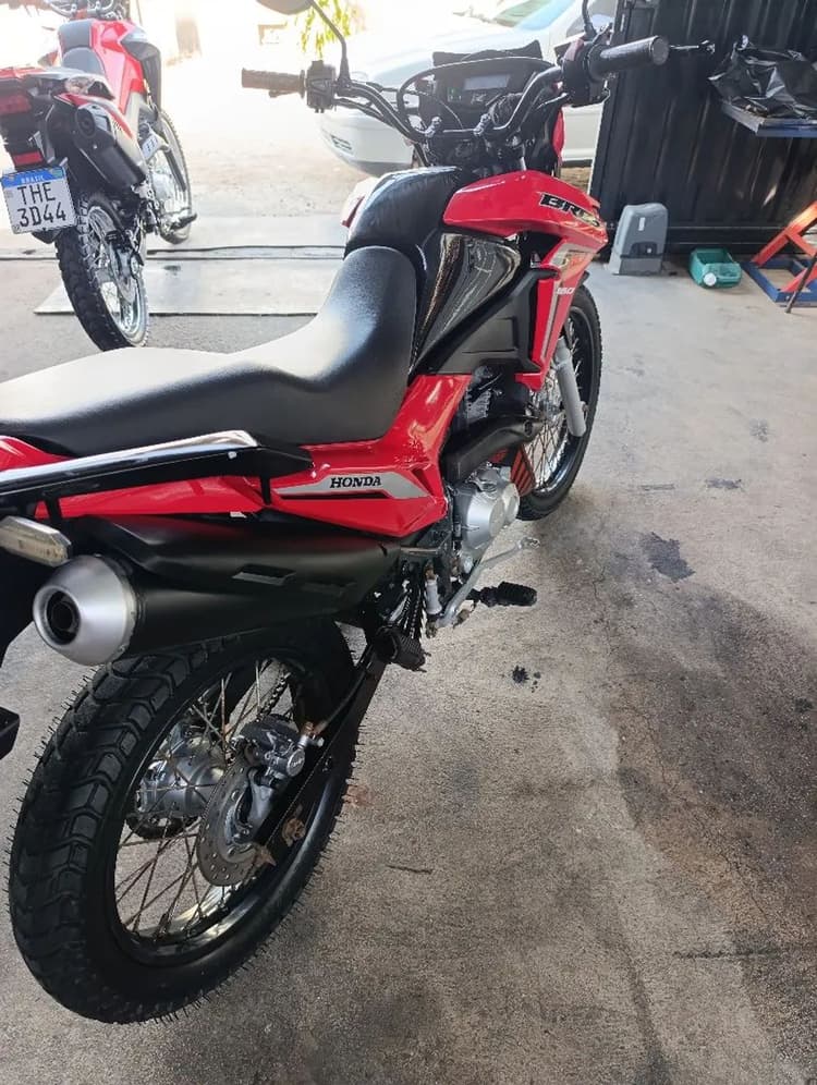 Bros 160