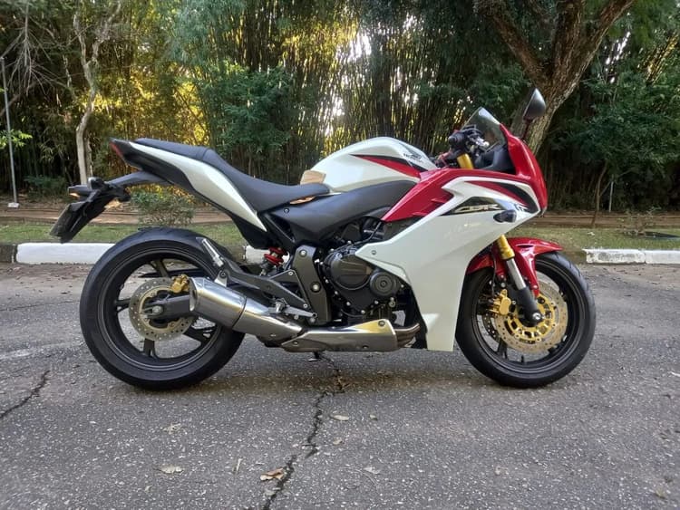 CBR 600