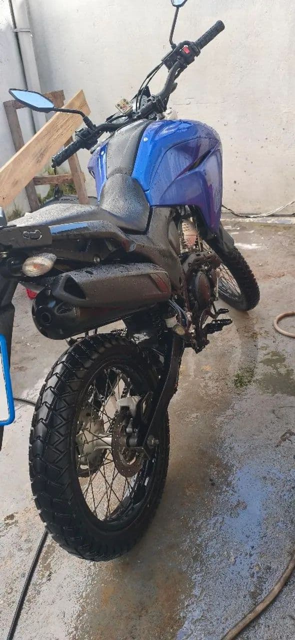 Yamaha Lander 