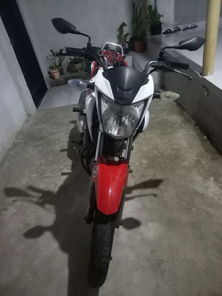 MOTO TITAN 150 2015 