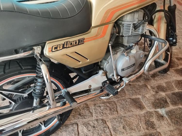 CB 400 II 1983