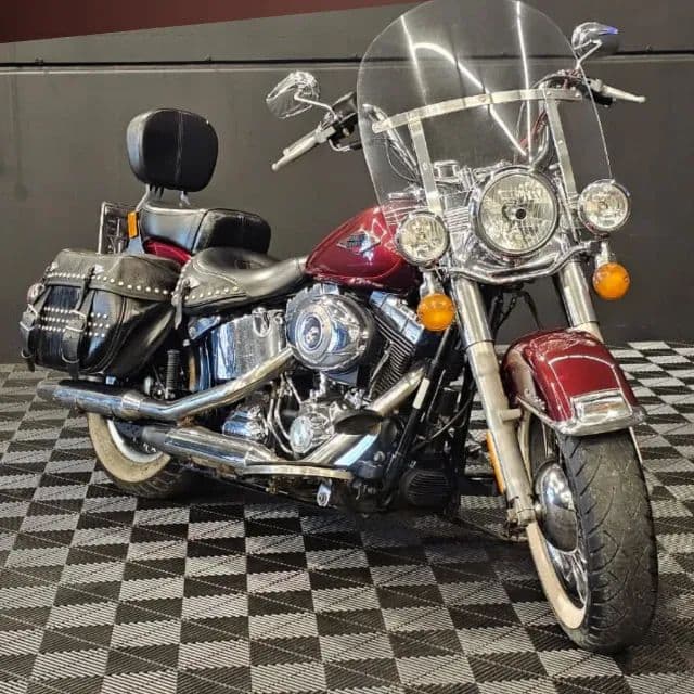 Harley Davidson Heritage Softail Classic FLSTC 2014 Vermelha