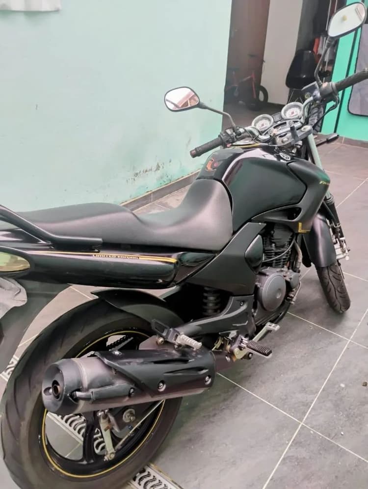 Fazer 250 Black Editon 