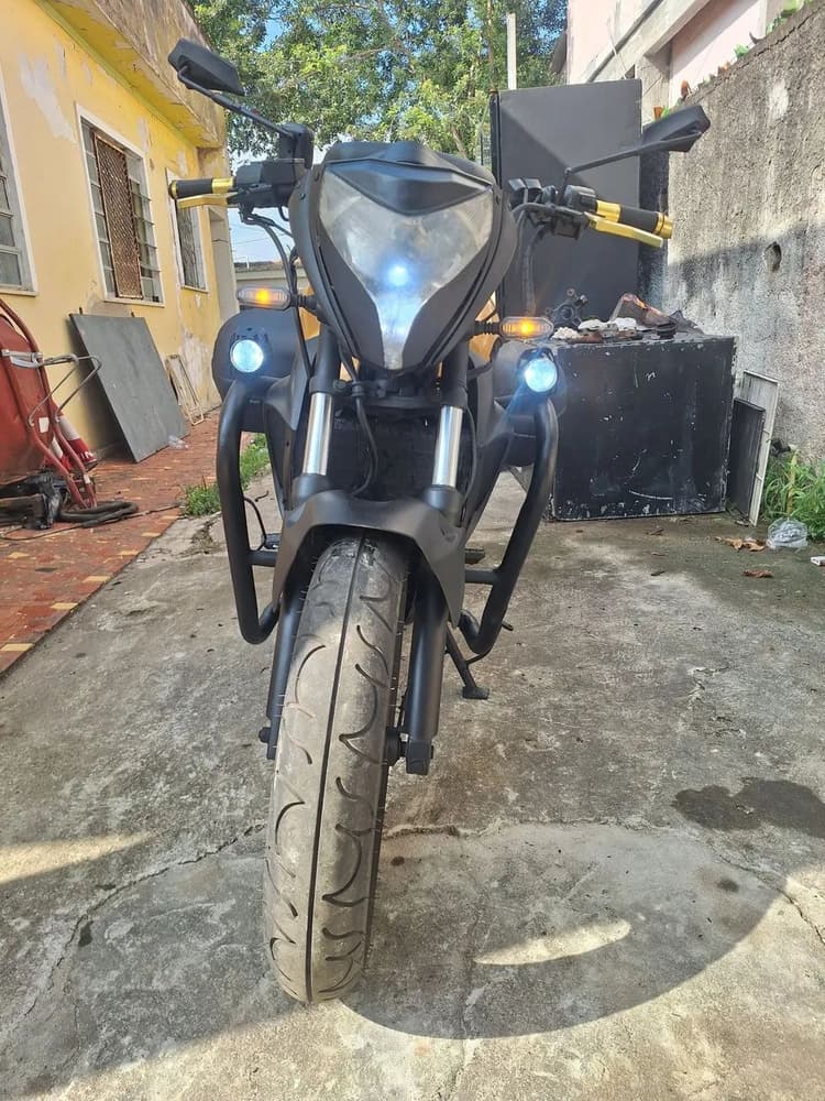 Cb 300R