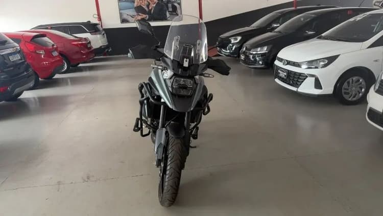 SUZUKI V-STROM 1050 