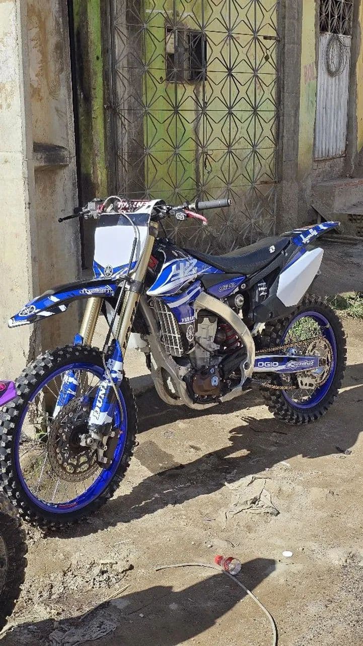 YZ450