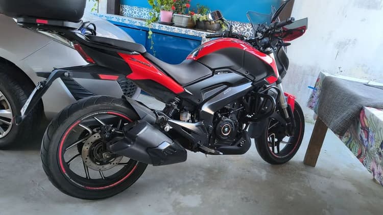 Dominar 400 2025