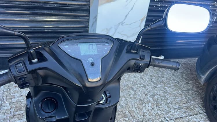 Fluo 125 Yamaha 