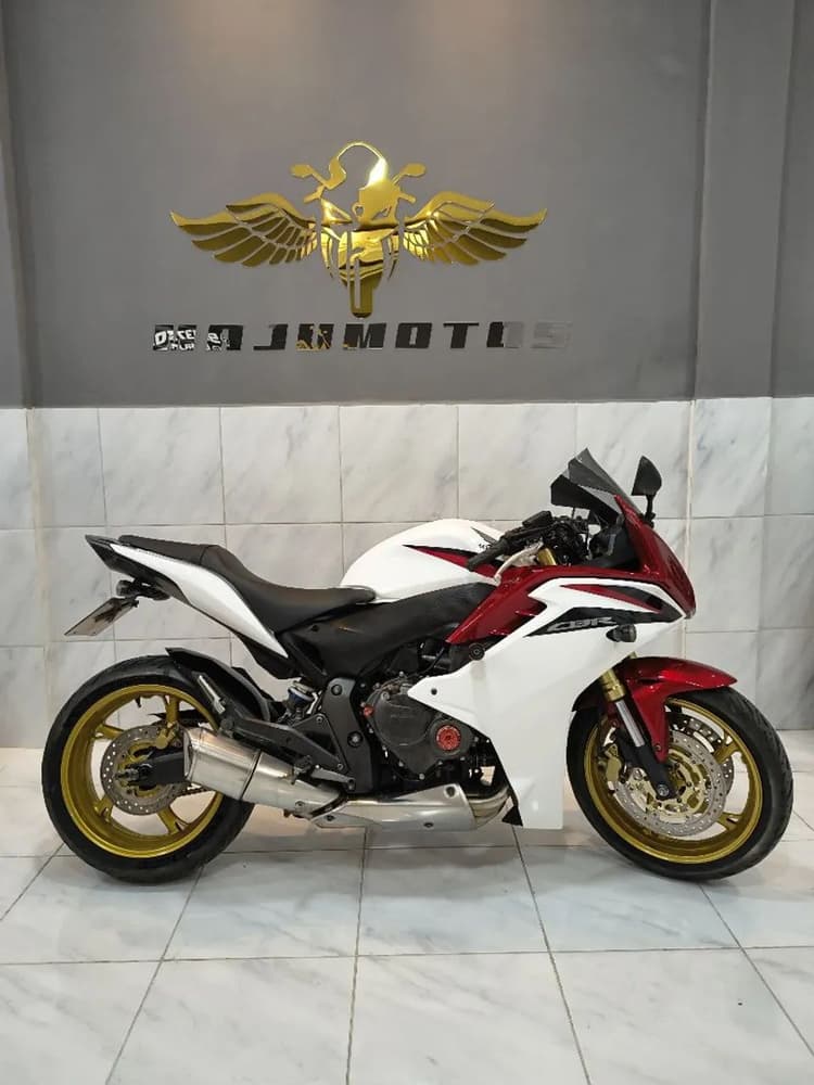CBR 600f 2013 Extra de verdade! Único Dono!