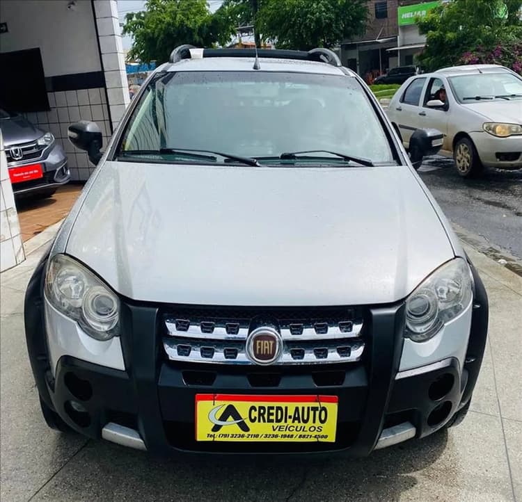 Fiat Strada Adv.1.8 16V Dualogic Flex CD 2012