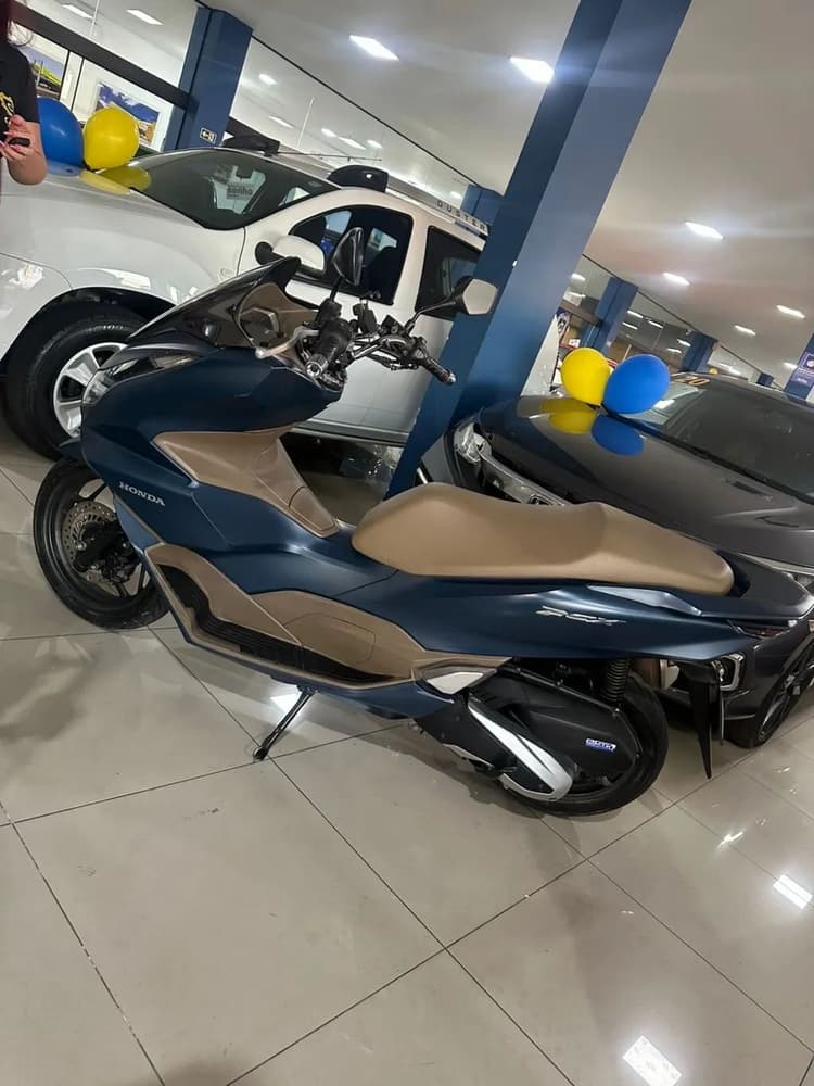 Oportunidade Honda PCX 2023