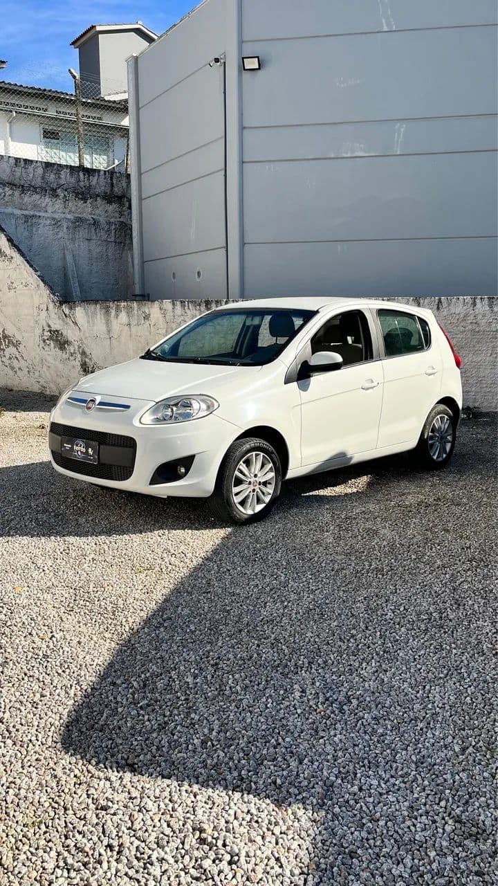 Fiat Palio Essence 1.6 Flex 16V 5P 2015