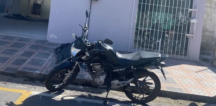 Moto a venda 