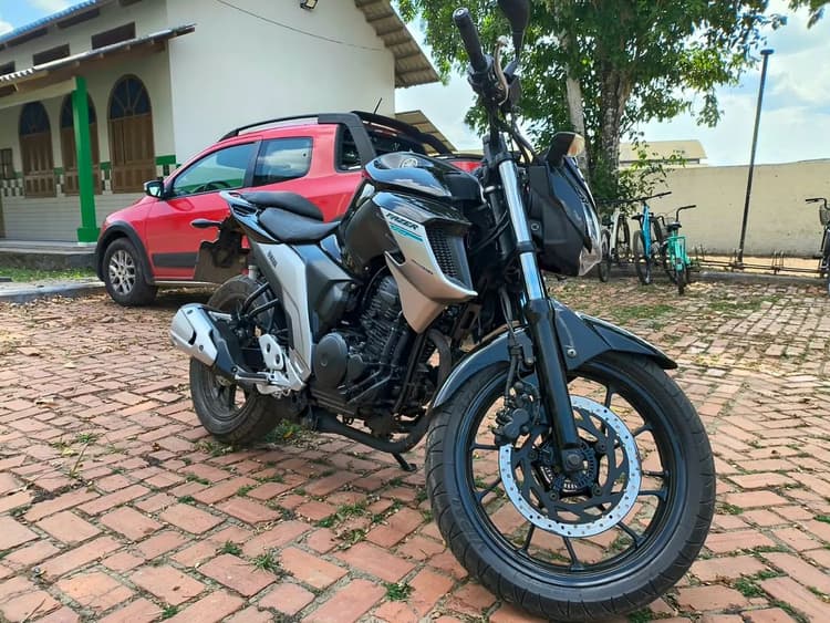 Fazer 250 18/19
