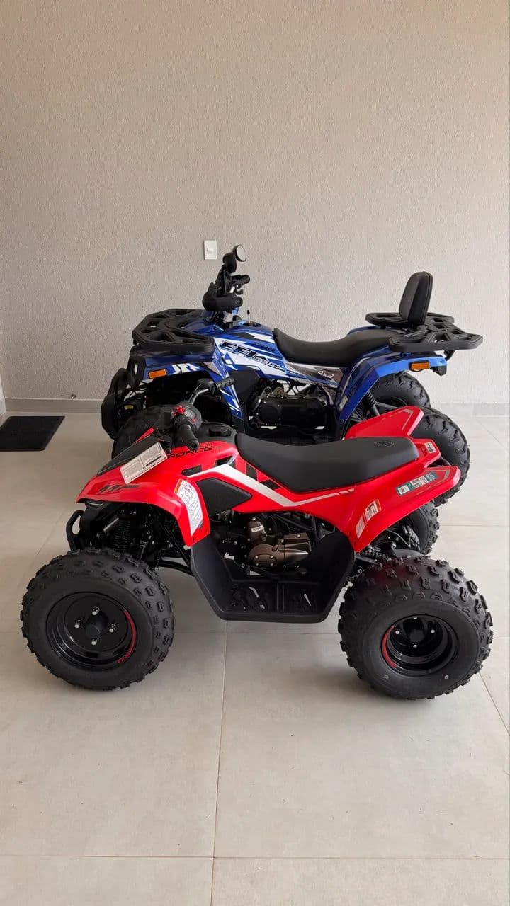 Quadriciclo CFORCE
