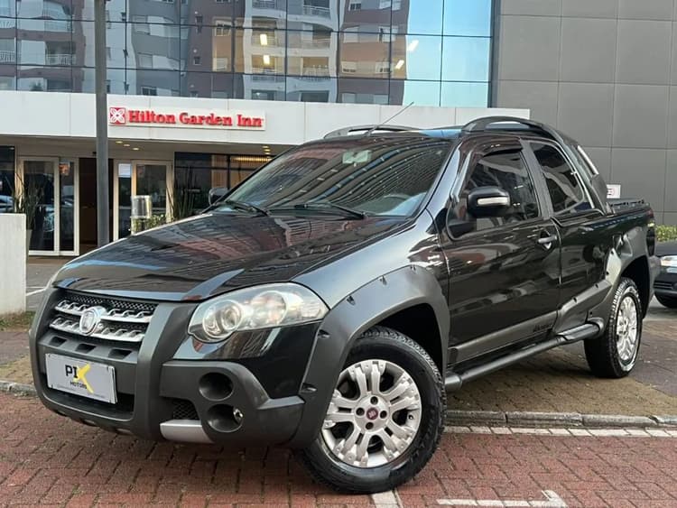 Fiat Strada Adv. Ext. 1.8 Locker Dual.flex CE 2012