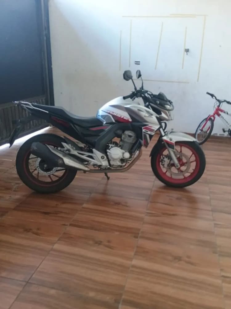 Moto cb 250 