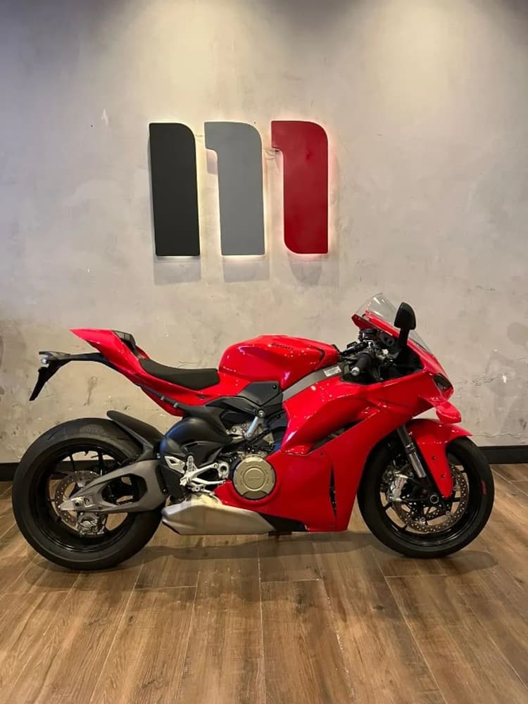 PANIGALE V4  2025