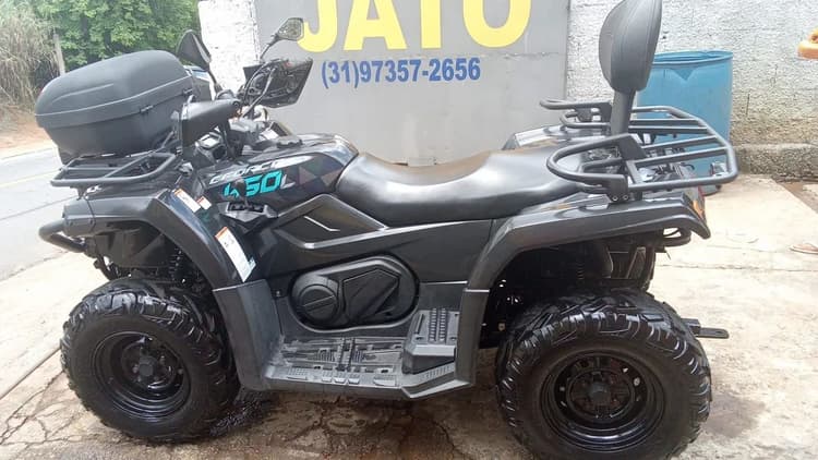 Quadriciclo CFORCE 450