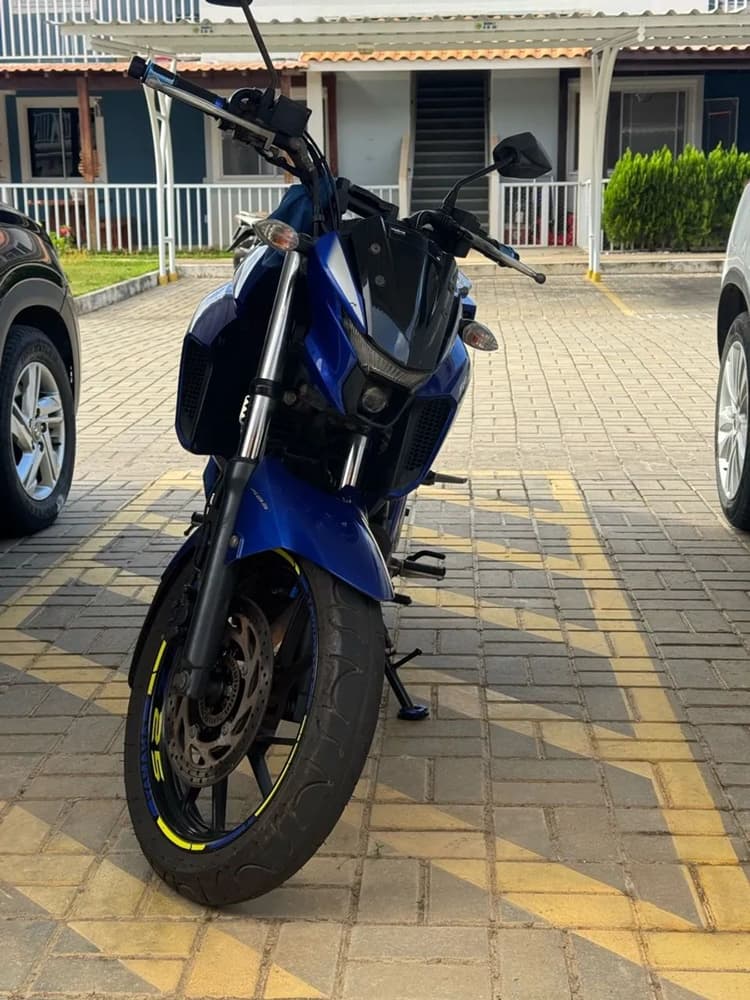 Vende-se Fz25!